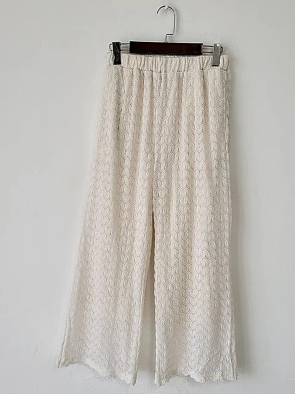 Cream Lace Wide Leg Pants | Elastic Waist | Lined | Scallop Hem | Boho | Sz S